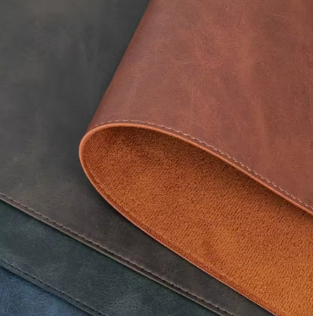 Tapis de Bureau DeskEssential™ XXL — Confort, élégance et productivité réunis.