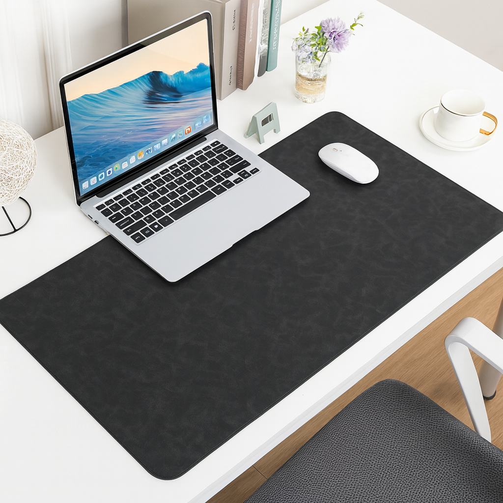 Tapis de Bureau DeskEssential™ XXL — Confort, élégance et productivité réunis.