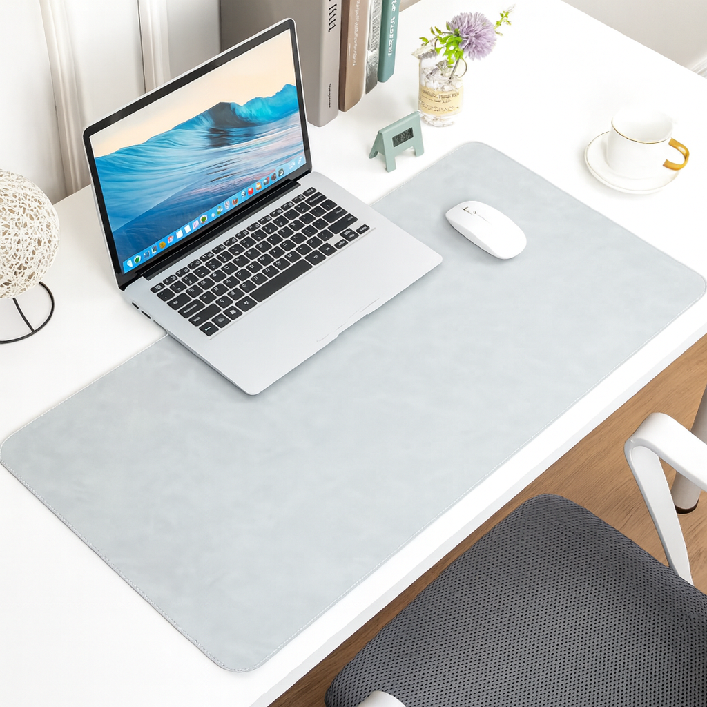 Tapis de Bureau DeskEssential™ XXL — Confort, élégance et productivité réunis.